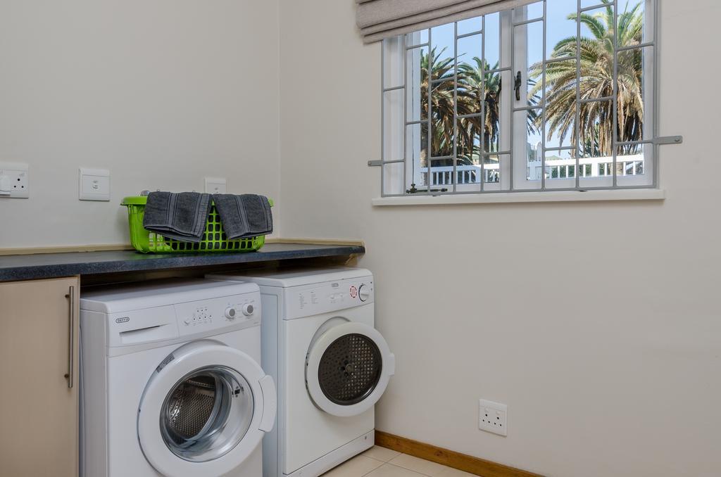 Mohlenweg.14 Self Catering Beach House ซวาคอปมุนด์ ภายนอก รูปภาพ